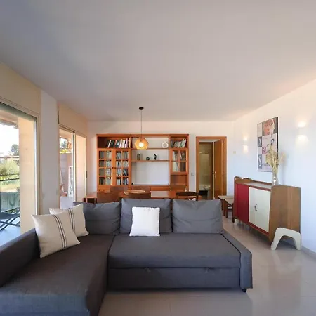 アパート Lets Holidays Pool And Sea Views With 1 Parking Space *