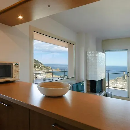 Pool And Sea Views With 1 Parking Space *